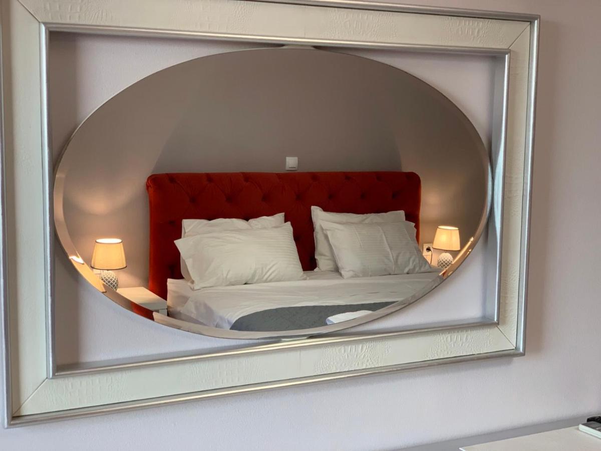 Dioni Hotel 아델리아노스 캄포스 외부 사진