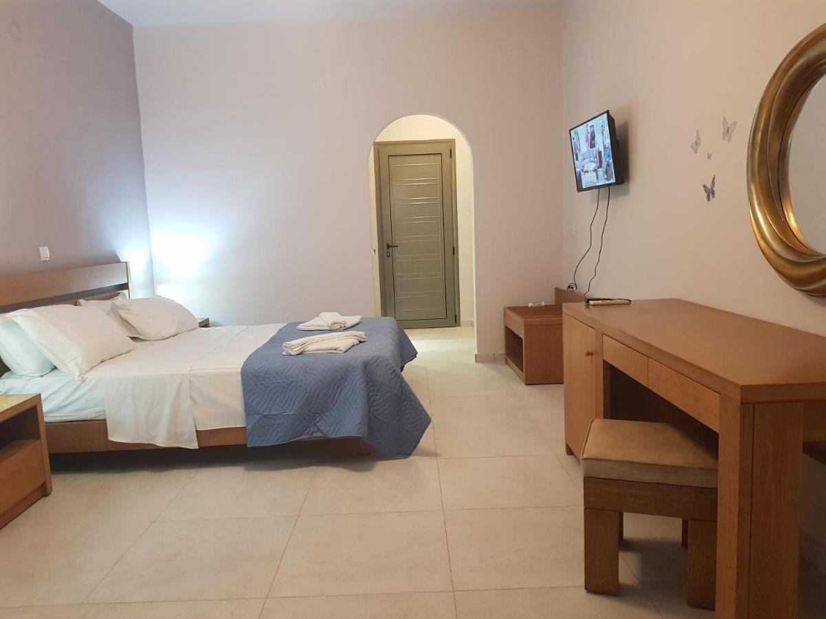 Dioni Hotel 아델리아노스 캄포스 외부 사진