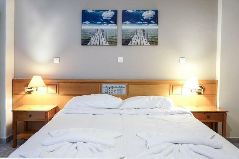 Dioni Hotel 아델리아노스 캄포스 외부 사진