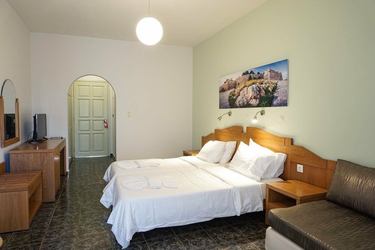 Dioni Hotel 아델리아노스 캄포스 외부 사진